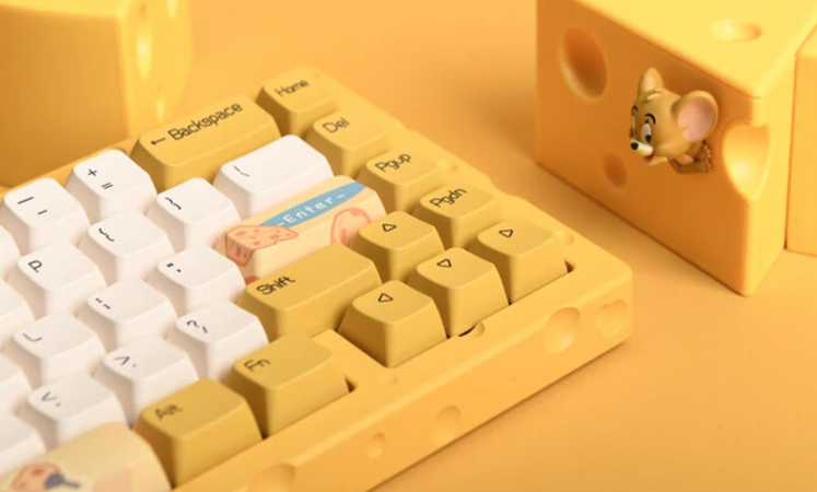 AJAZZ ra mắt bàn phím cơ nhỏ gọn 65% phiên bản phô mai vàng dựa theo concept Tom and Jerry